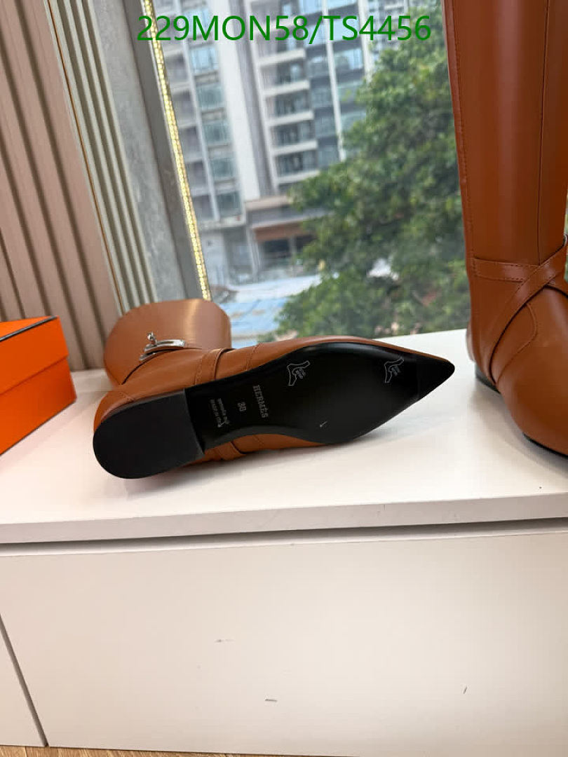 Boots-Women Shoes Code: TS4456 $: 229USD