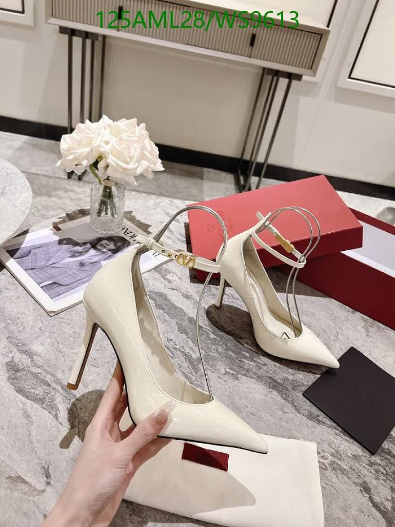 Valentino-Women Shoes Code: WS9613 $: 125USD