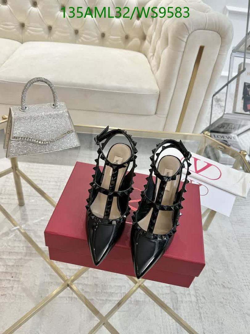 Valentino-Women Shoes Code: WS9583 $: 135USD
