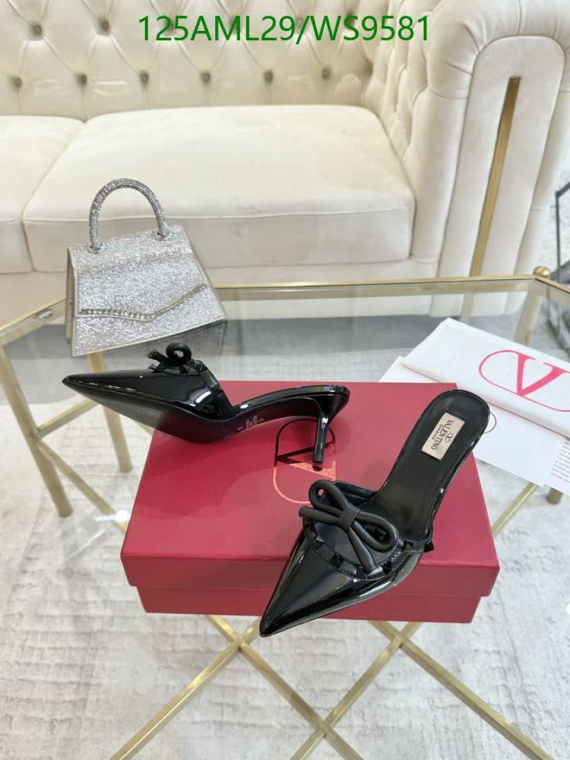 Valentino-Women Shoes Code: WS9581 $: 125USD