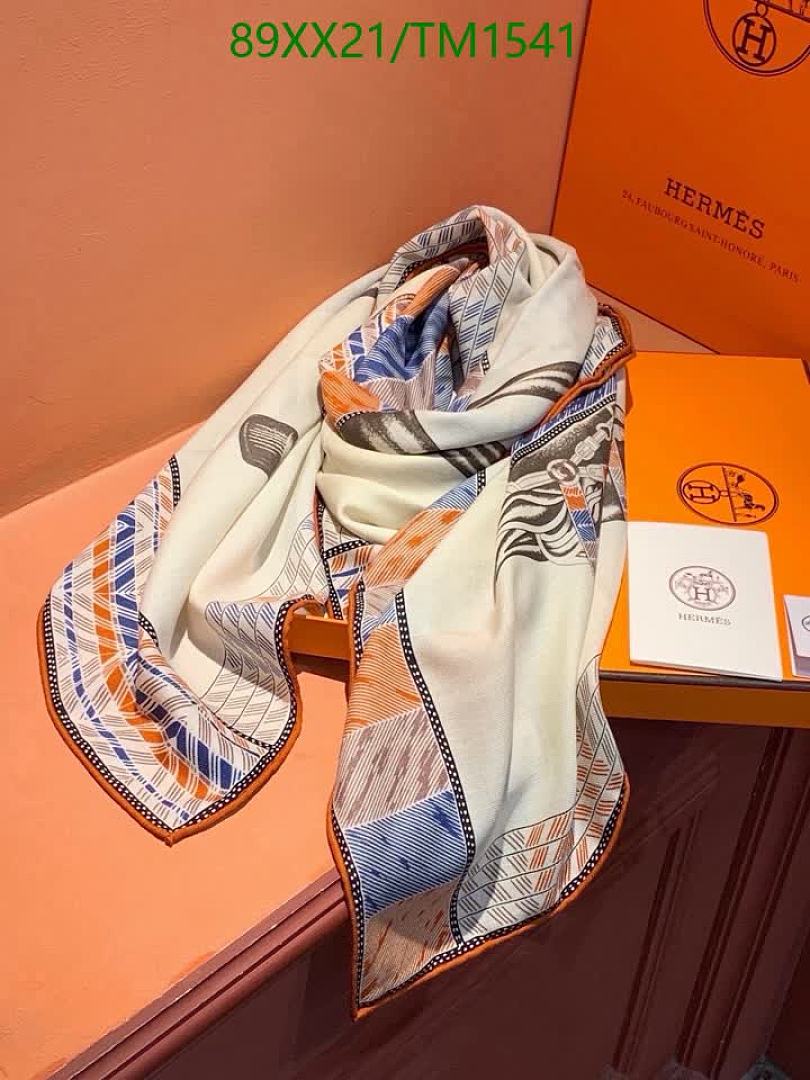 Hermes-Scarf Code: TM1541 $: 89USD