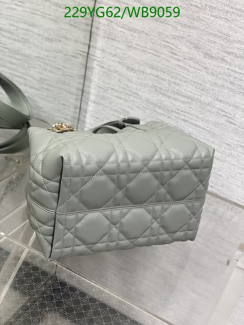 Dior-Bag-Mirror Quality Code: WB9059 $: 229USD
