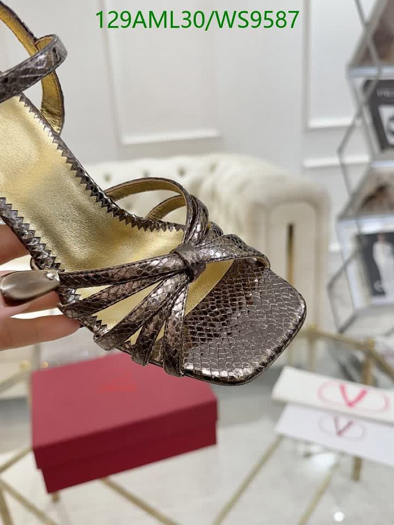 Valentino-Women Shoes Code: WS9587 $: 129USD