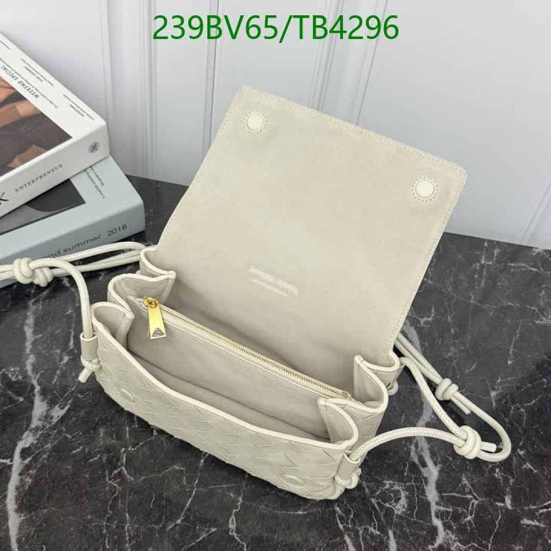 BV-Bag-Mirror Quality Code: TB4296 $: 239USD
