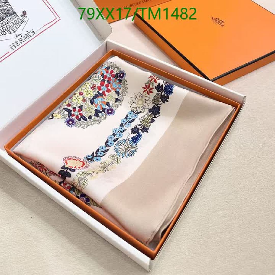 Hermes-Scarf Code: TM1482 $: 79USD