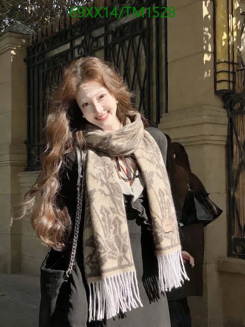 Hermes-Scarf Code: TM1528 $: 69USD