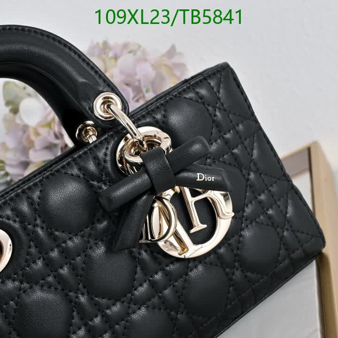 Dior-Bag-4A Quality Code: TB5841 $: 109USD