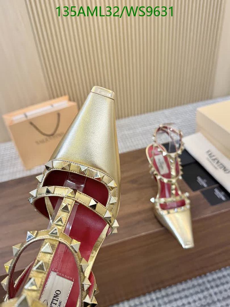 Valentino-Women Shoes Code: WS9631 $: 135USD