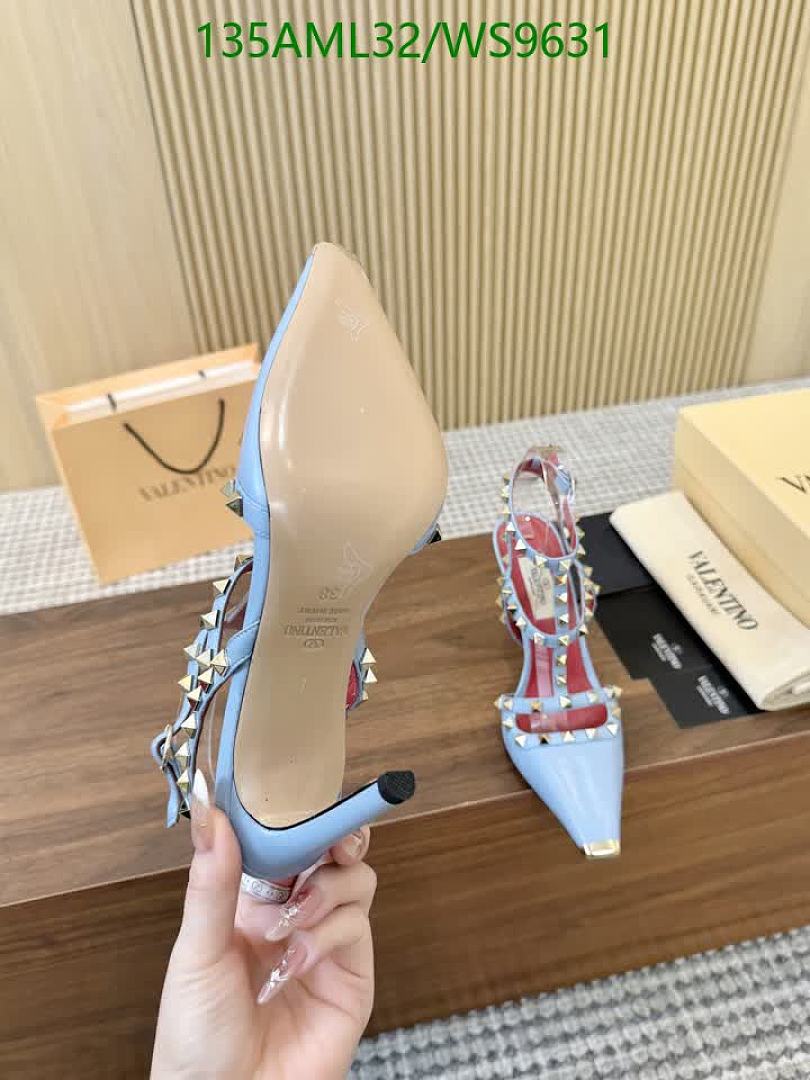 Valentino-Women Shoes Code: WS9631 $: 135USD