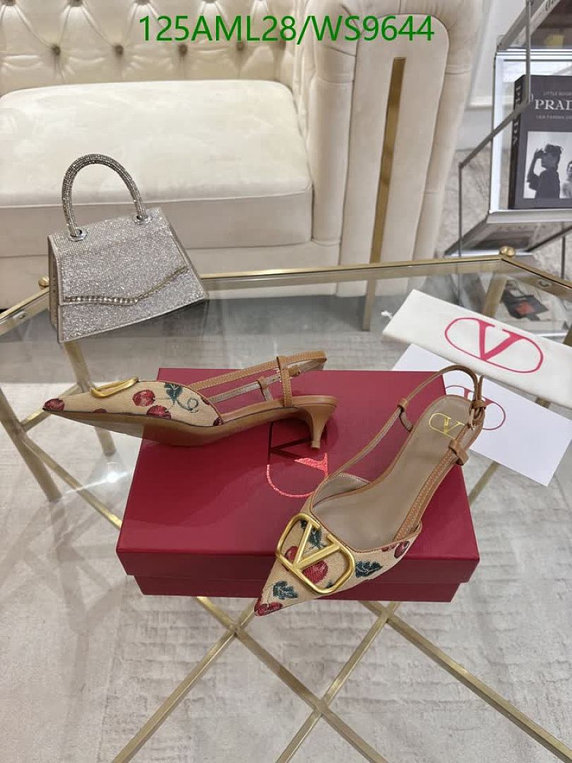 Valentino-Women Shoes Code: WS9644 $: 125USD