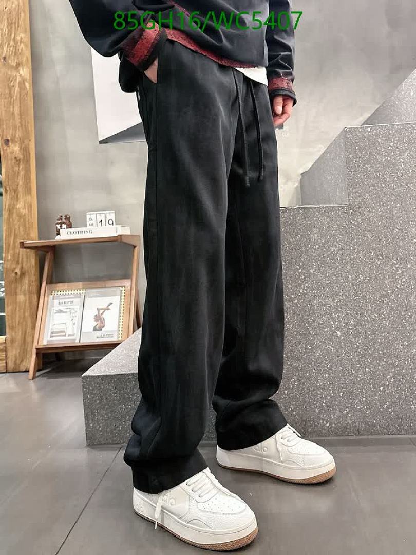 Balenciaga-Clothing Code: WC5407 $: 85USD