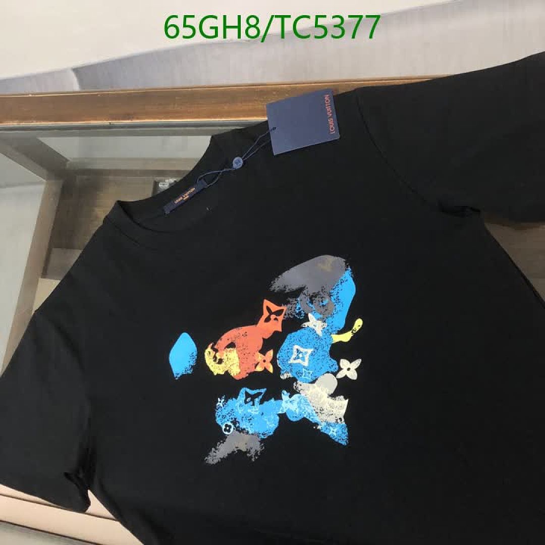 LV-Clothing Code: TC5377 $: 65USD