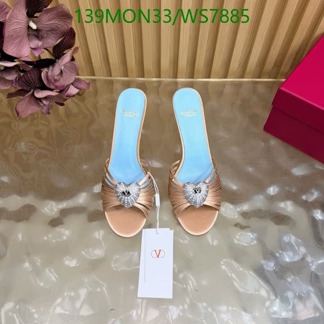 Valentino-Women Shoes Code: WS7885 $: 139USD