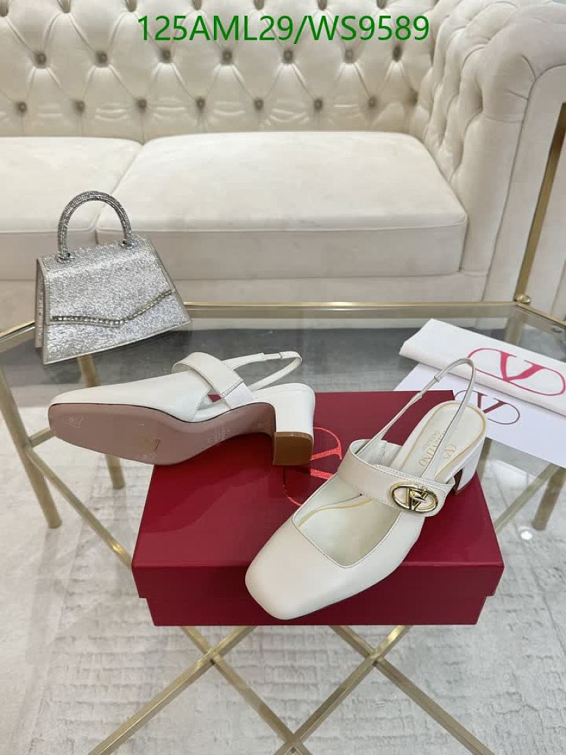 Valentino-Women Shoes Code: WS9589 $: 125USD