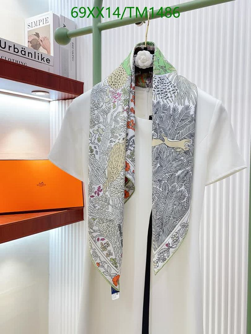 Hermes-Scarf Code: TM1486 $: 69USD