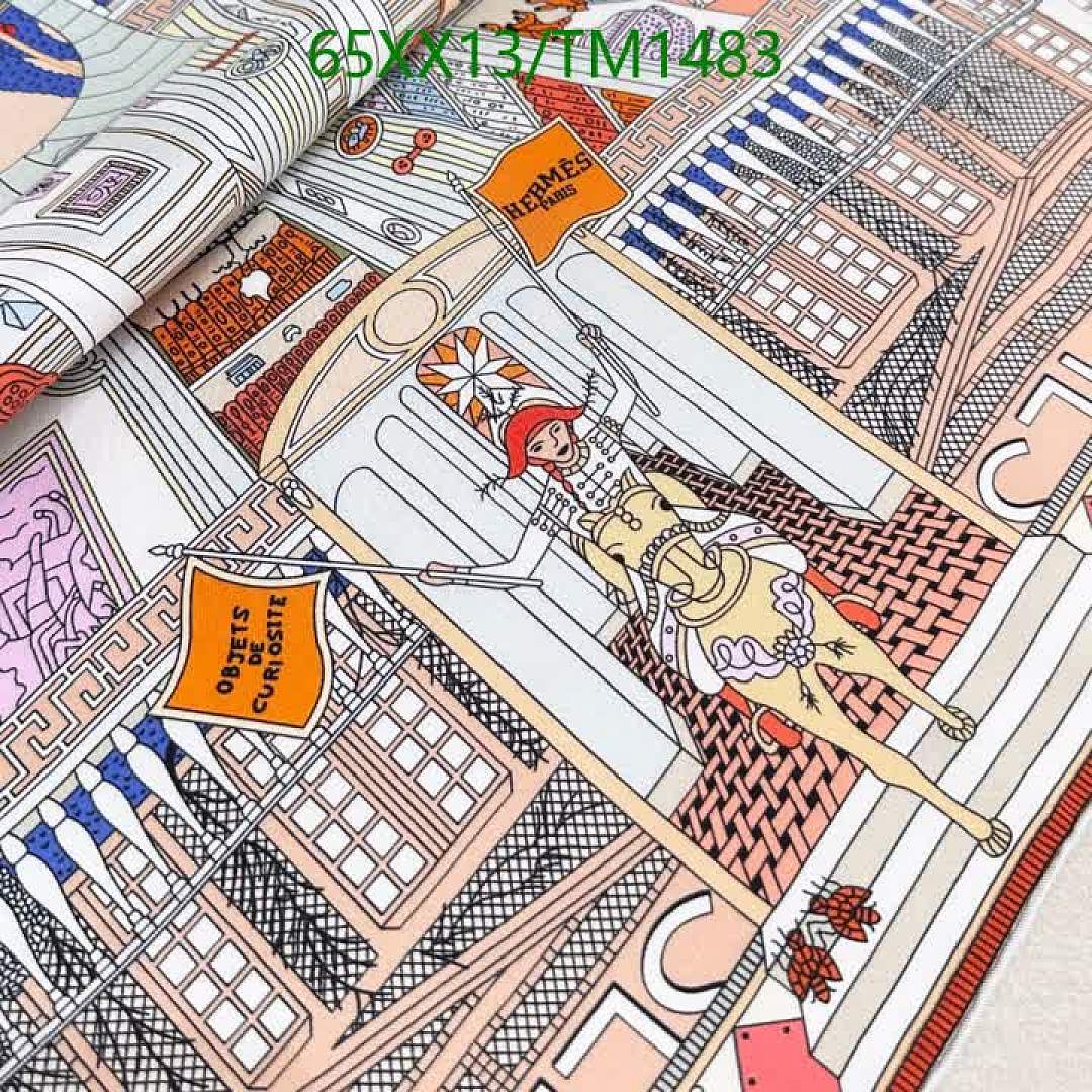 Hermes-Scarf Code: TM1483 $: 65USD