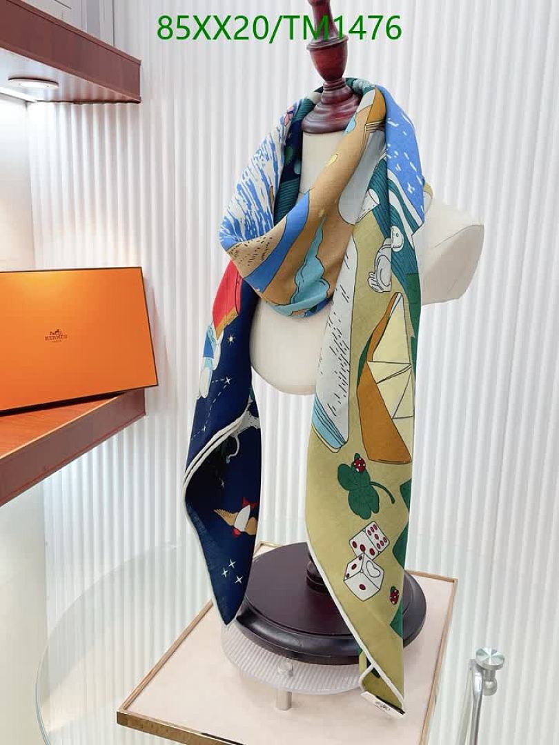 Hermes-Scarf Code: TM1476 $: 85USD