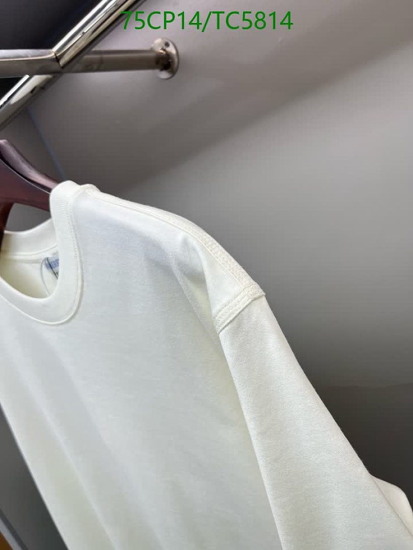 Burberry-Clothing Code: TC5814 $: 75USD