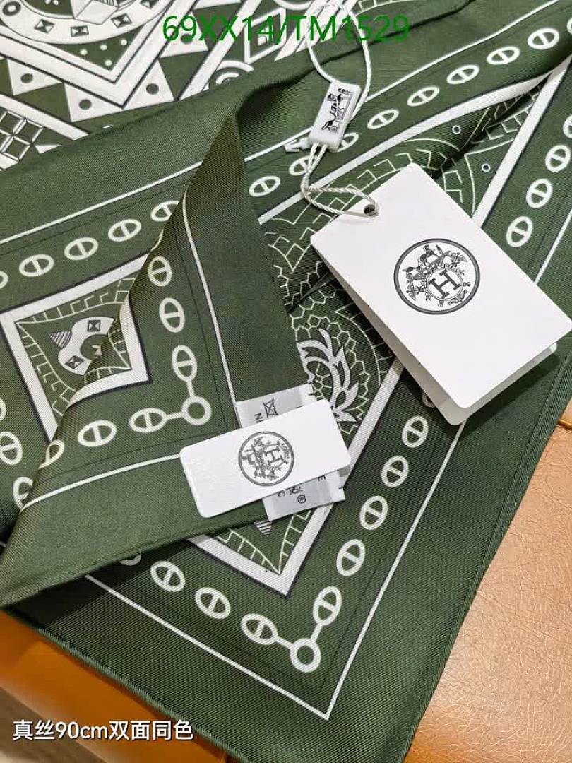 Hermes-Scarf Code: TM1529 $: 69USD