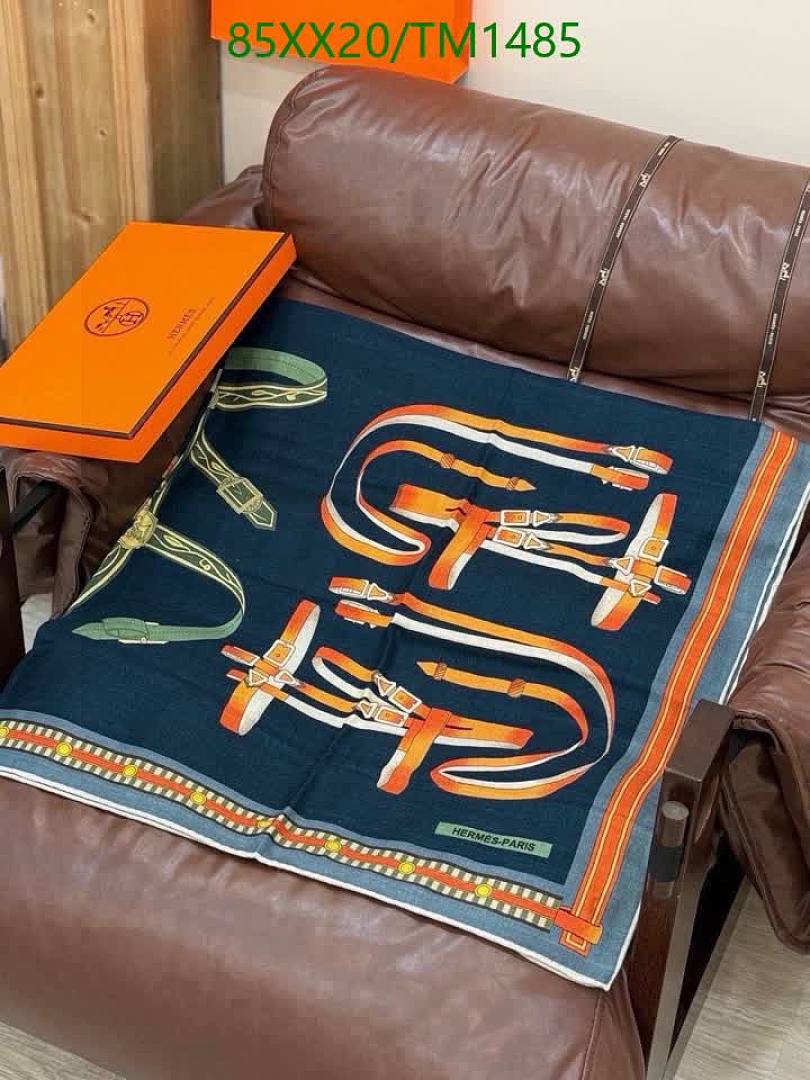 Hermes-Scarf Code: TM1485 $: 85USD