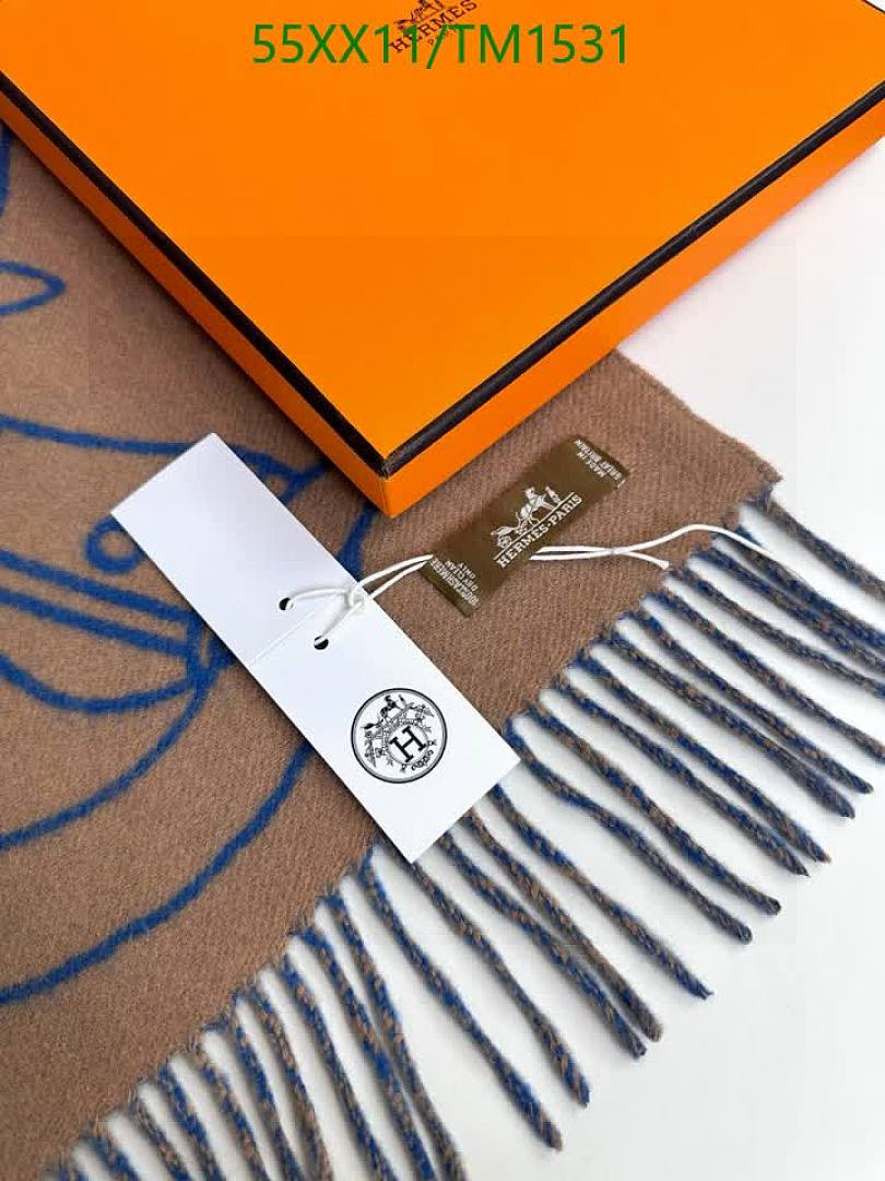 Hermes-Scarf Code: TM1531 $: 55USD