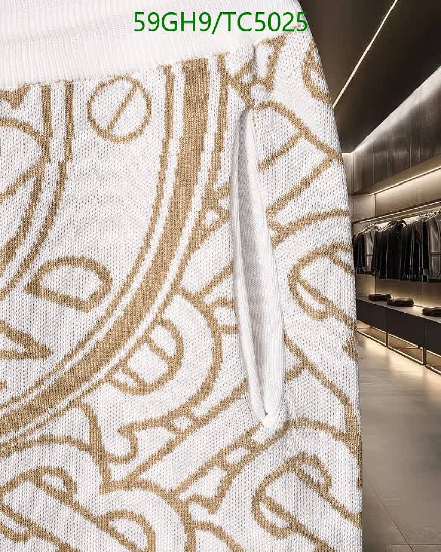 Burberry-Clothing Code: TC5025 $: 59USD