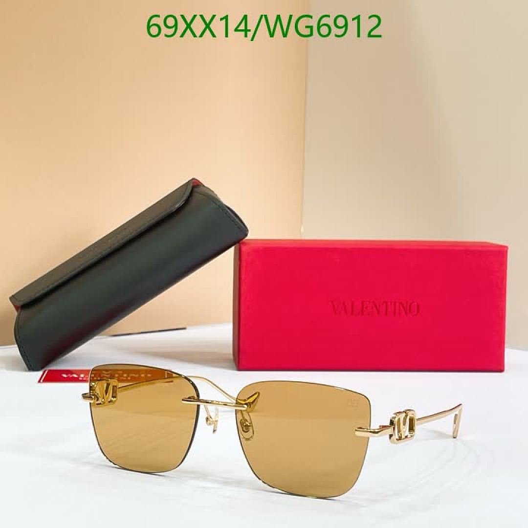 Valentino-Glasses Code: WG6912 $: 69USD
