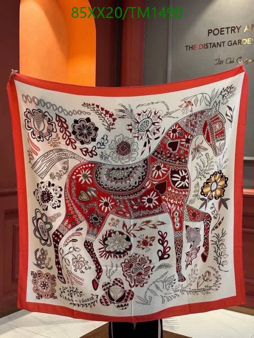 Hermes-Scarf Code: TM1490 $: 85USD