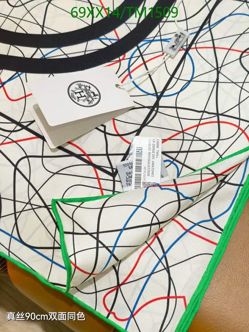 Hermes-Scarf Code: TM1509 $: 69USD