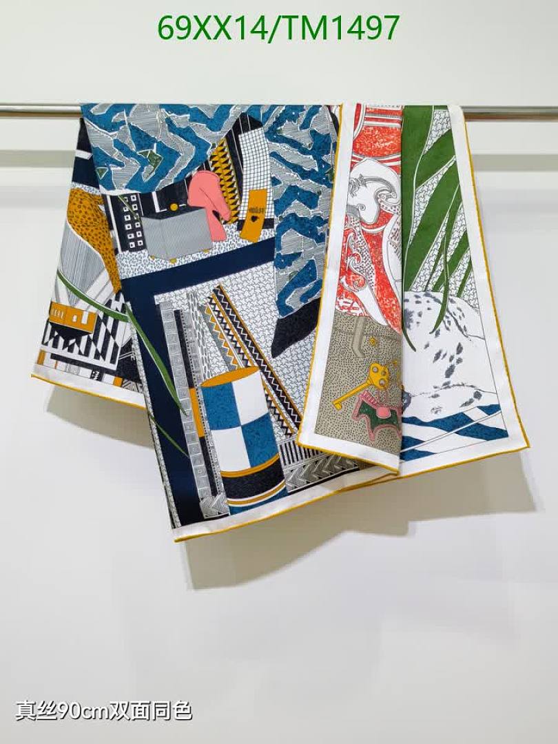 Hermes-Scarf Code: TM1497 $: 69USD
