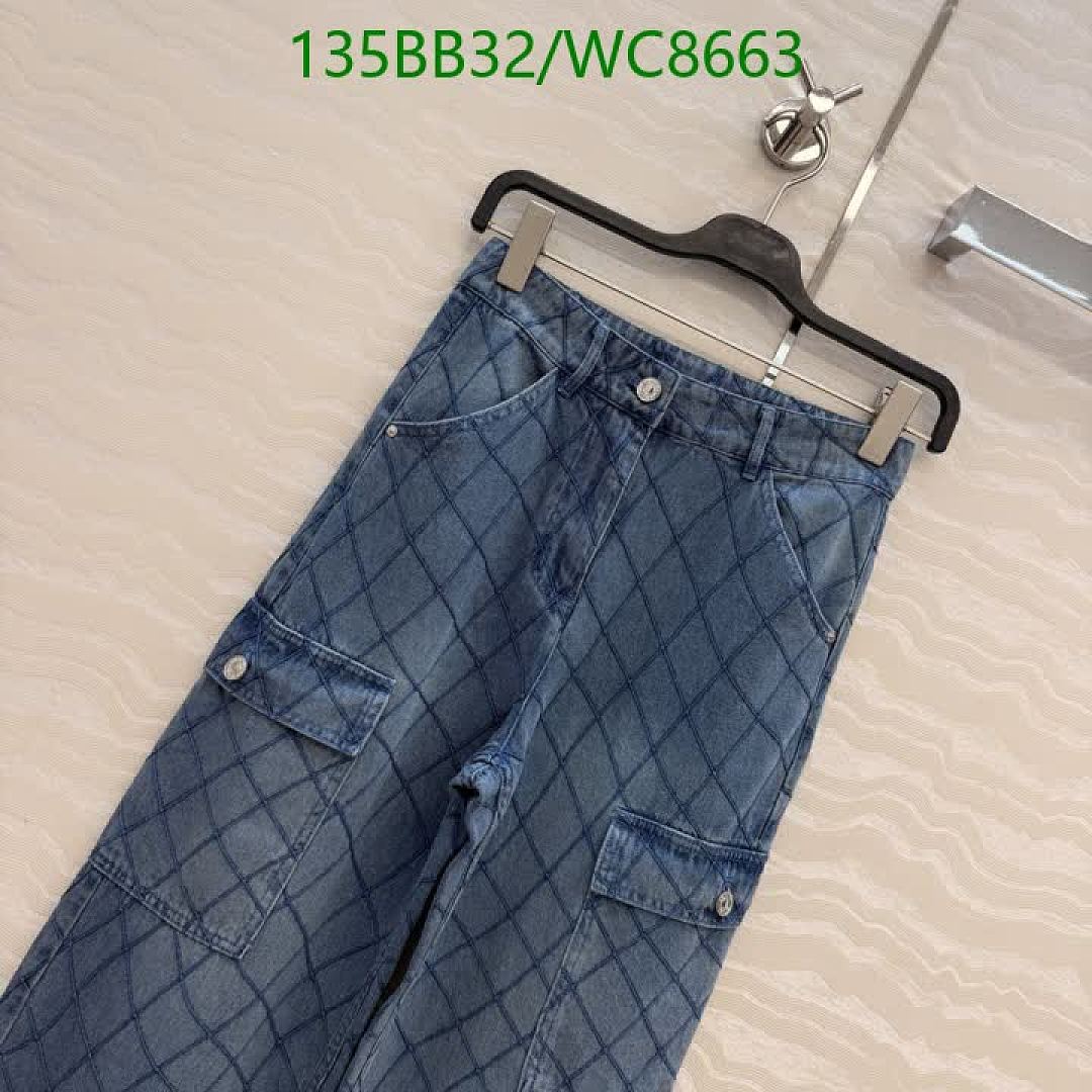 Chanel-Clothing Code: WC8663 $: 135USD