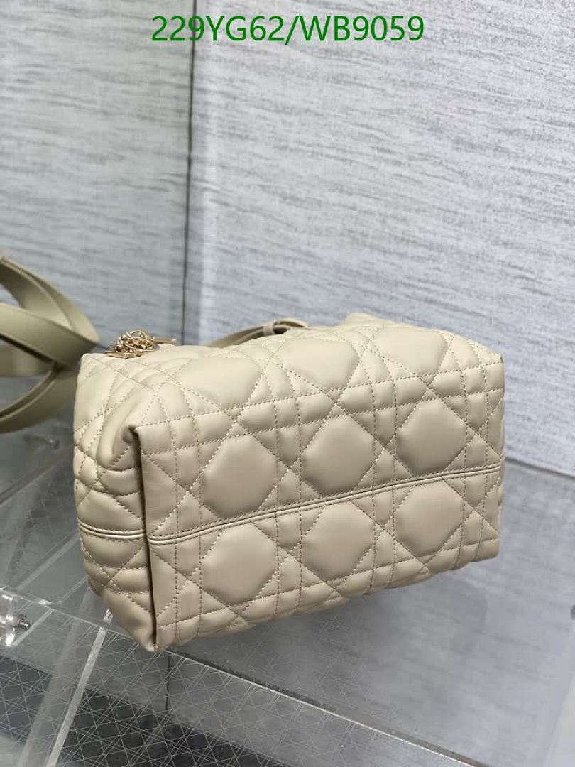 Dior-Bag-Mirror Quality Code: WB9059 $: 229USD