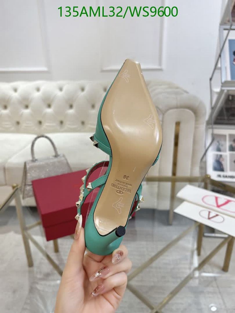 Valentino-Women Shoes Code: WS9600 $: 135USD