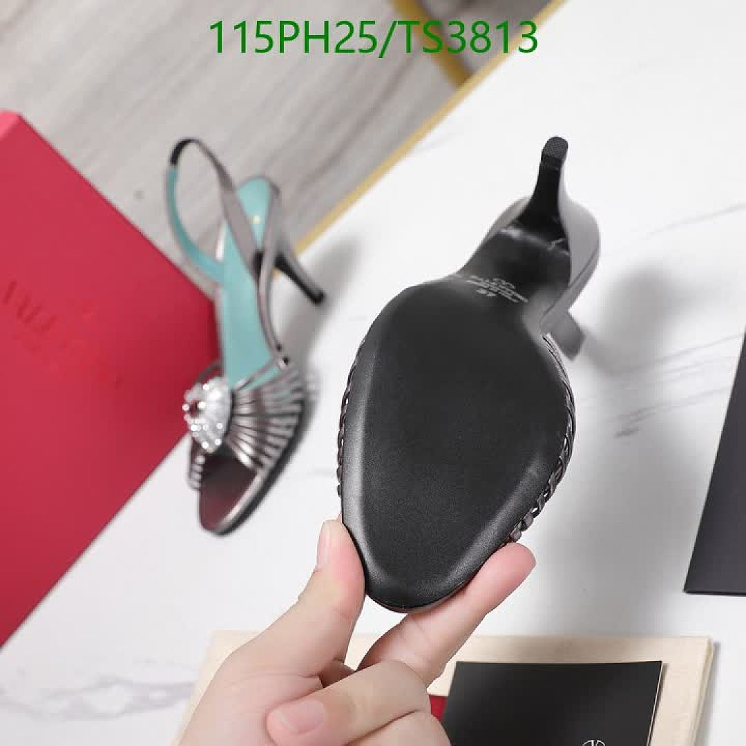 Valentino-Women Shoes Code: TS3813 $: 115USD