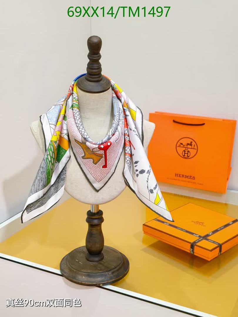 Hermes-Scarf Code: TM1497 $: 69USD