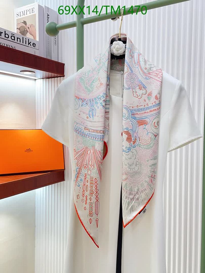 Hermes-Scarf Code: TM1470 $: 69USD