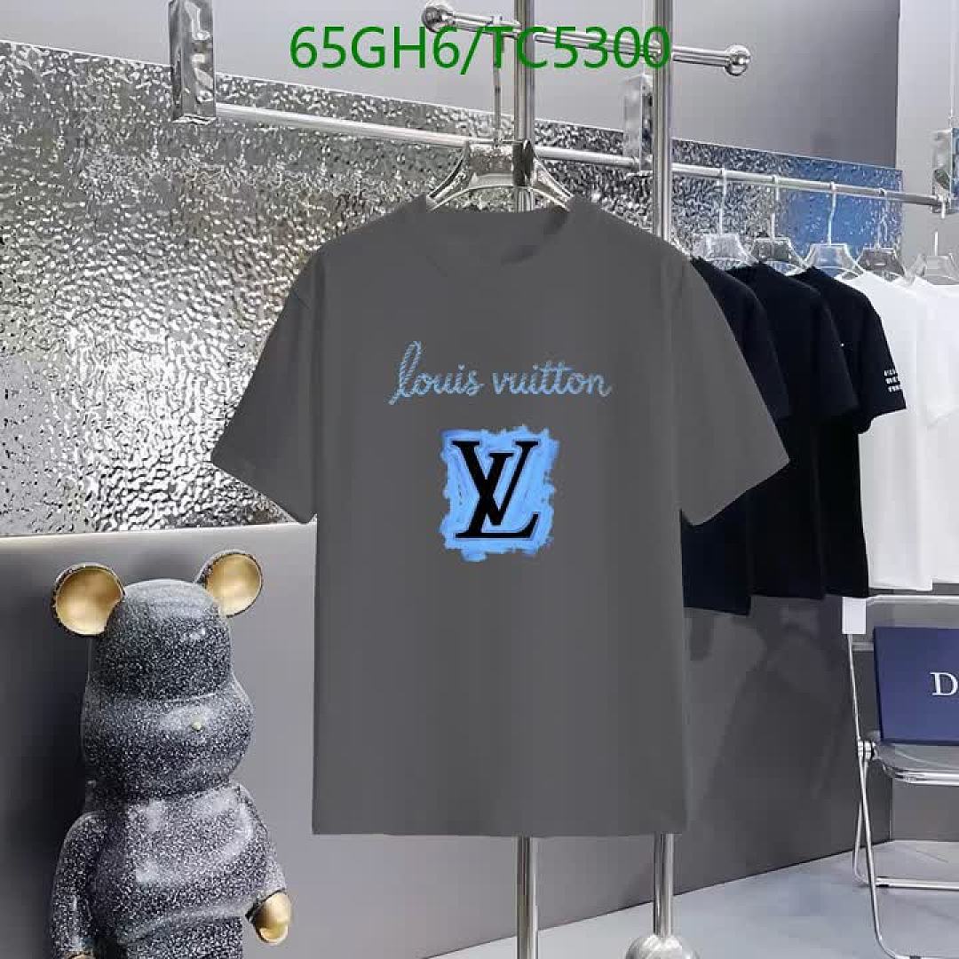LV-Clothing Code: TC5300 $: 65USD