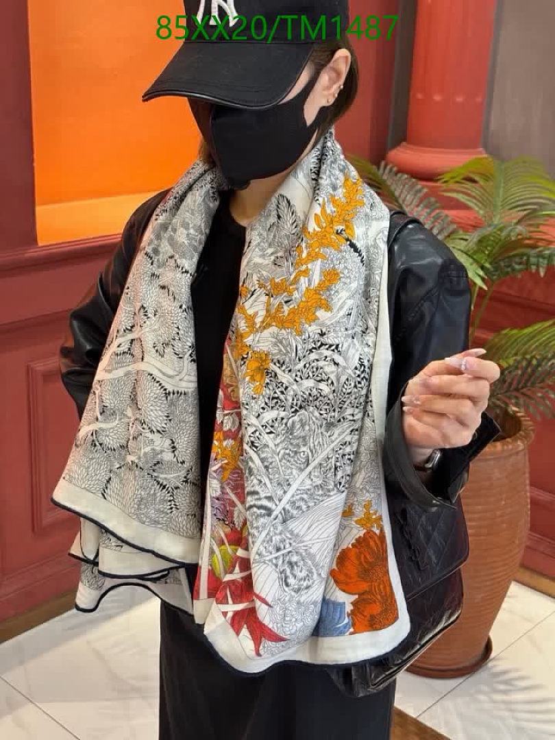 Hermes-Scarf Code: TM1487 $: 85USD