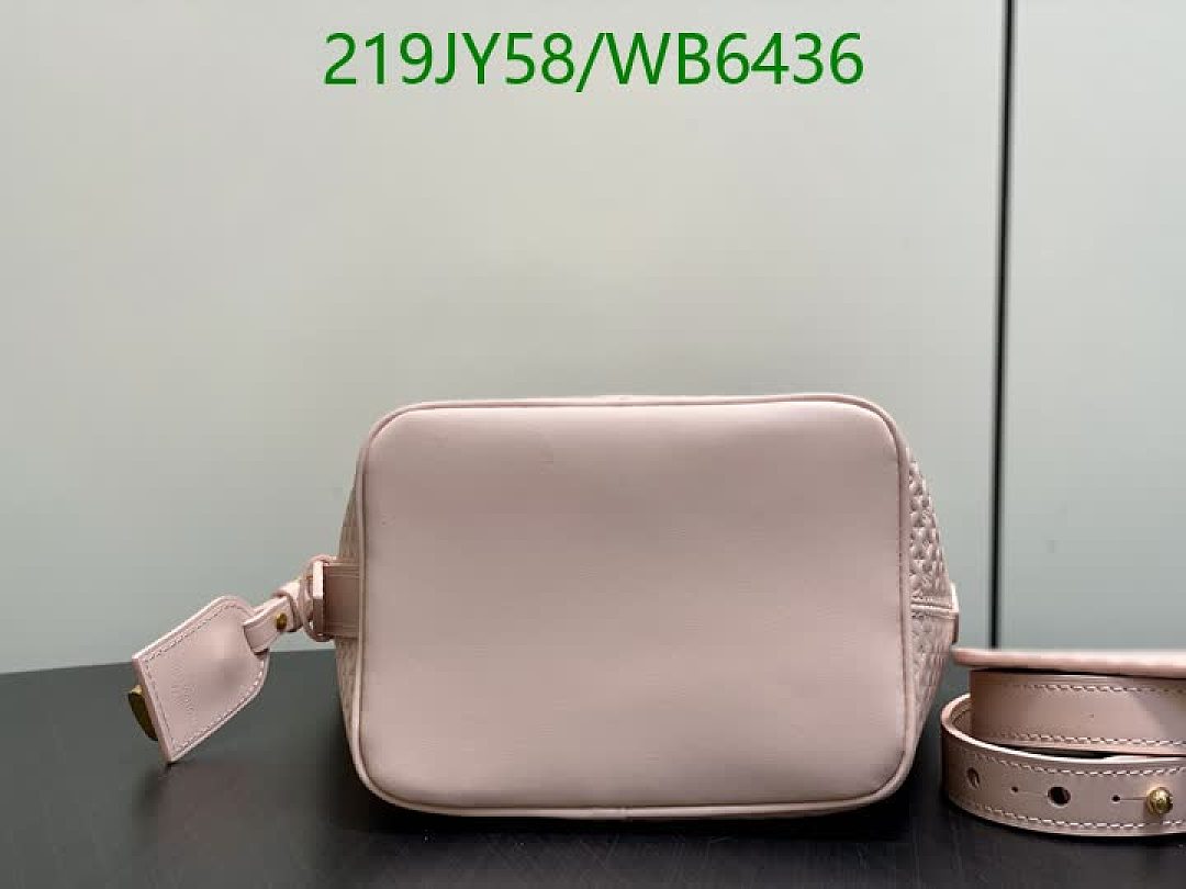LV-Bag-Mirror Quality Code: WB6436 $: 219USD