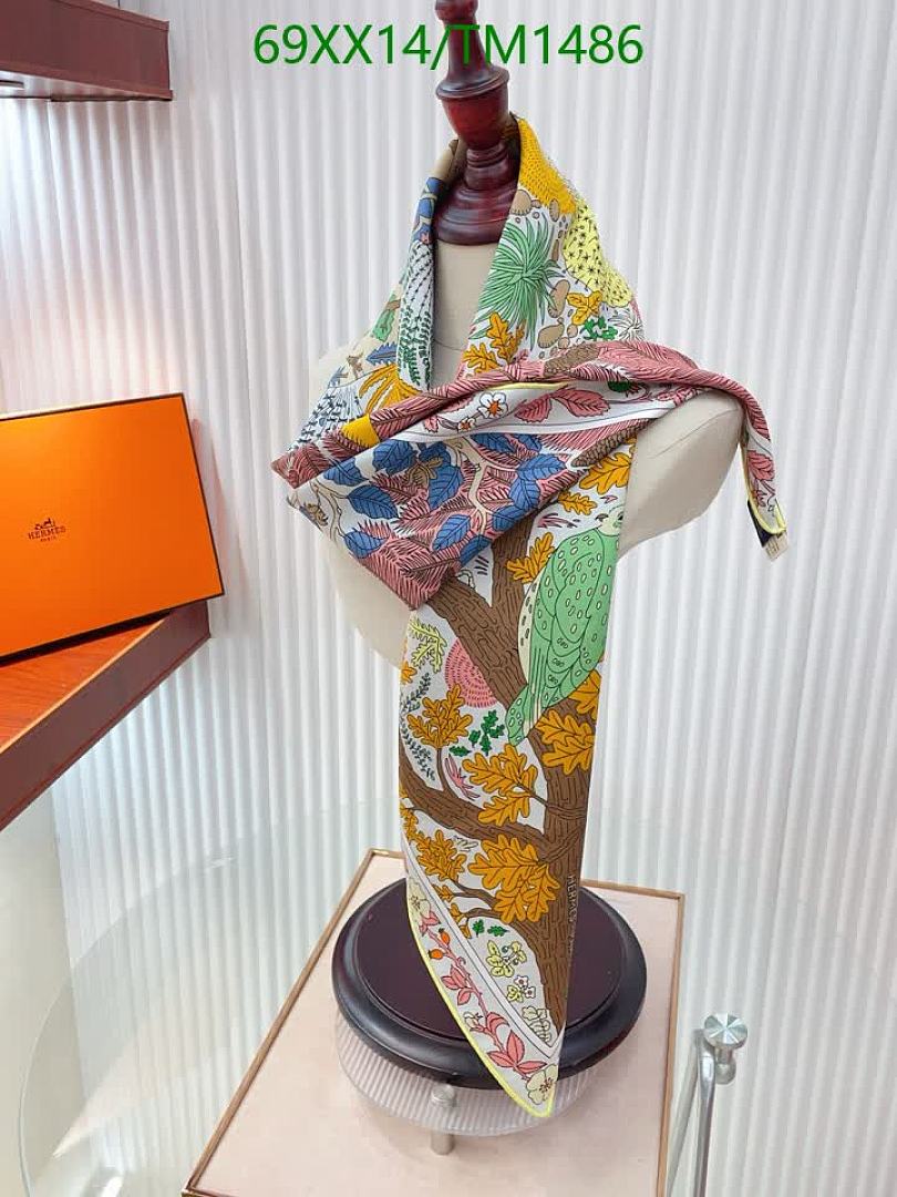 Hermes-Scarf Code: TM1486 $: 69USD