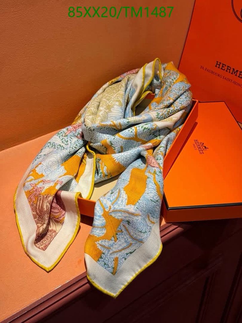 Hermes-Scarf Code: TM1487 $: 85USD