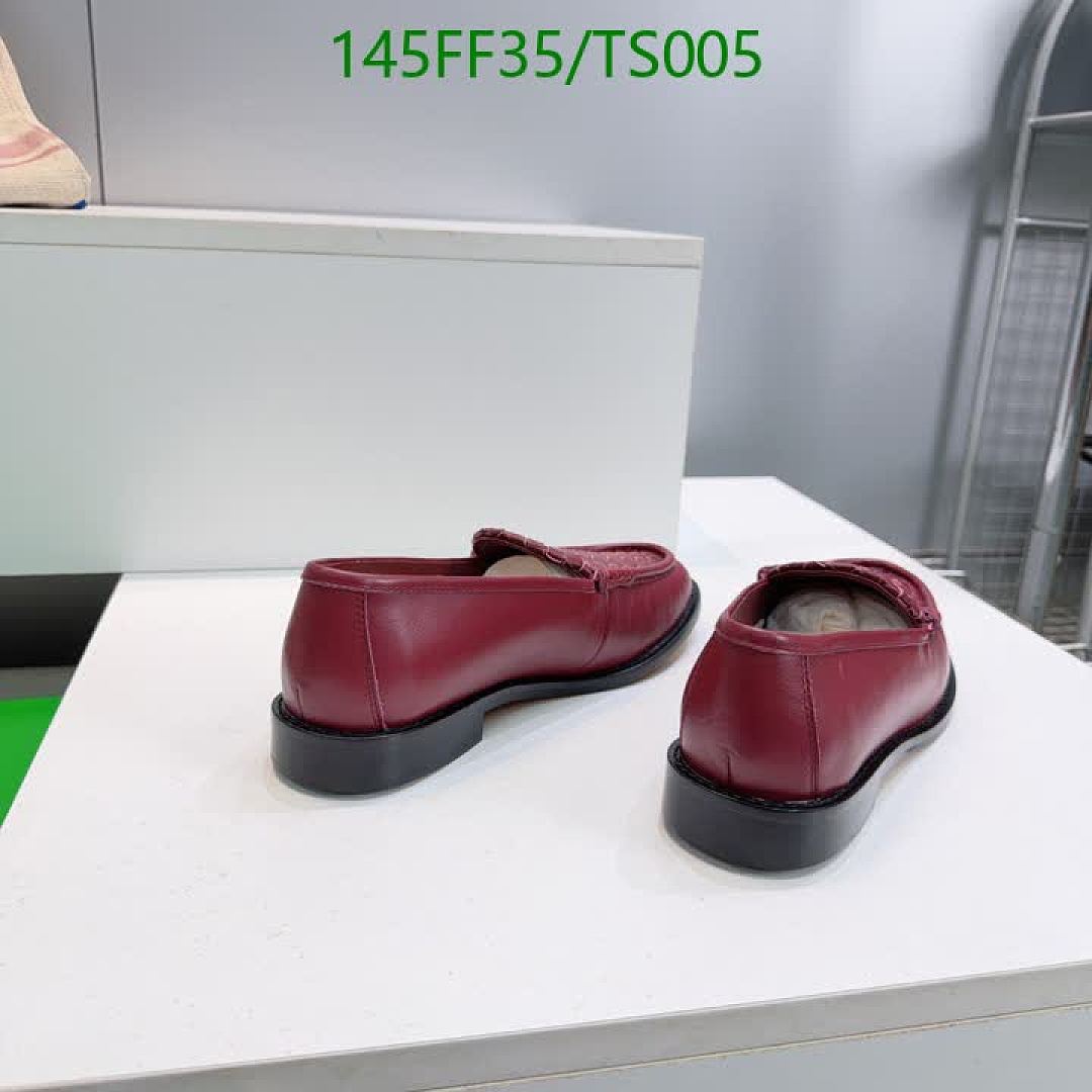BV-Women Shoes Code: TS005 $: 145USD