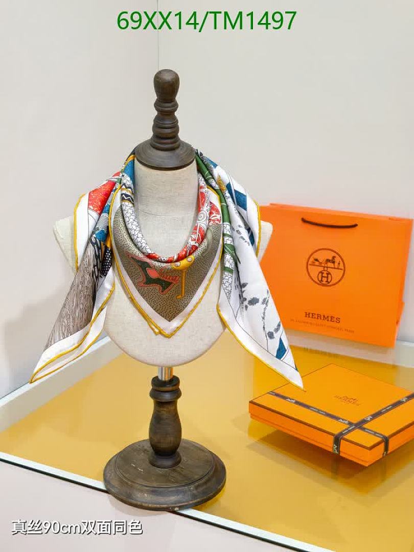 Hermes-Scarf Code: TM1497 $: 69USD