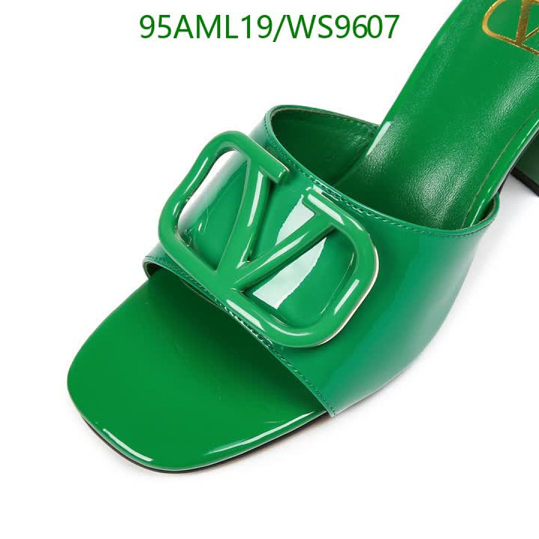 Valentino-Women Shoes Code: WS9607 $: 95USD