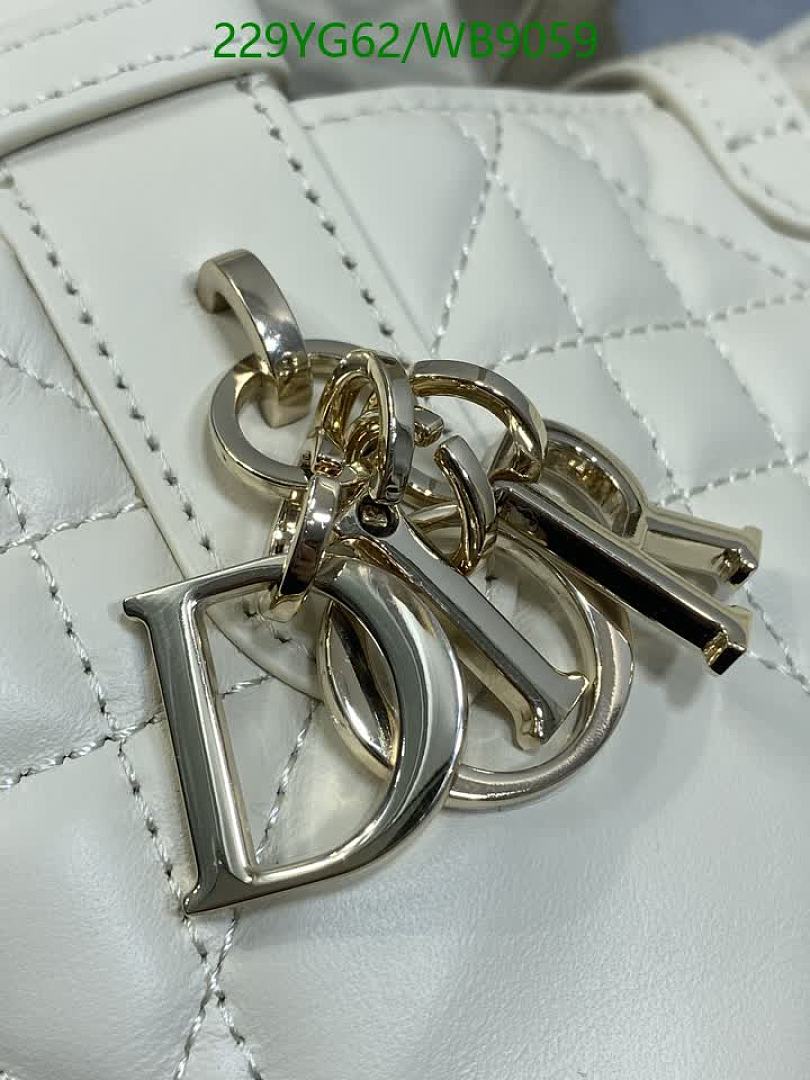 Dior-Bag-Mirror Quality Code: WB9059 $: 229USD