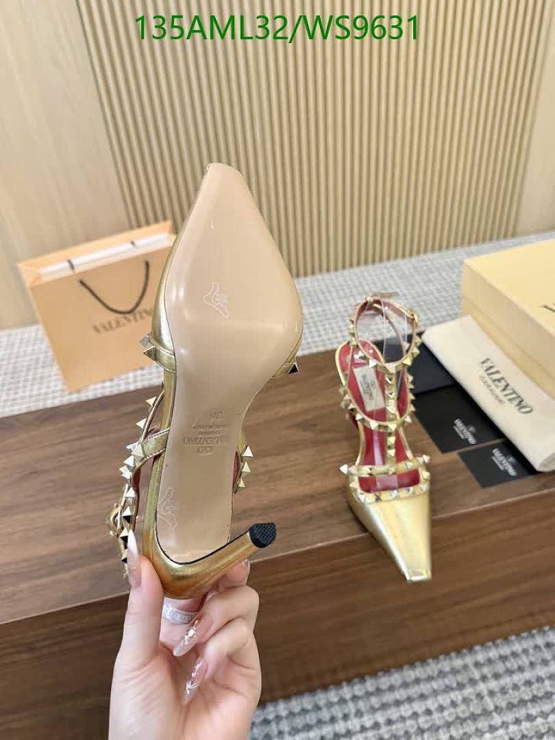 Valentino-Women Shoes Code: WS9631 $: 135USD