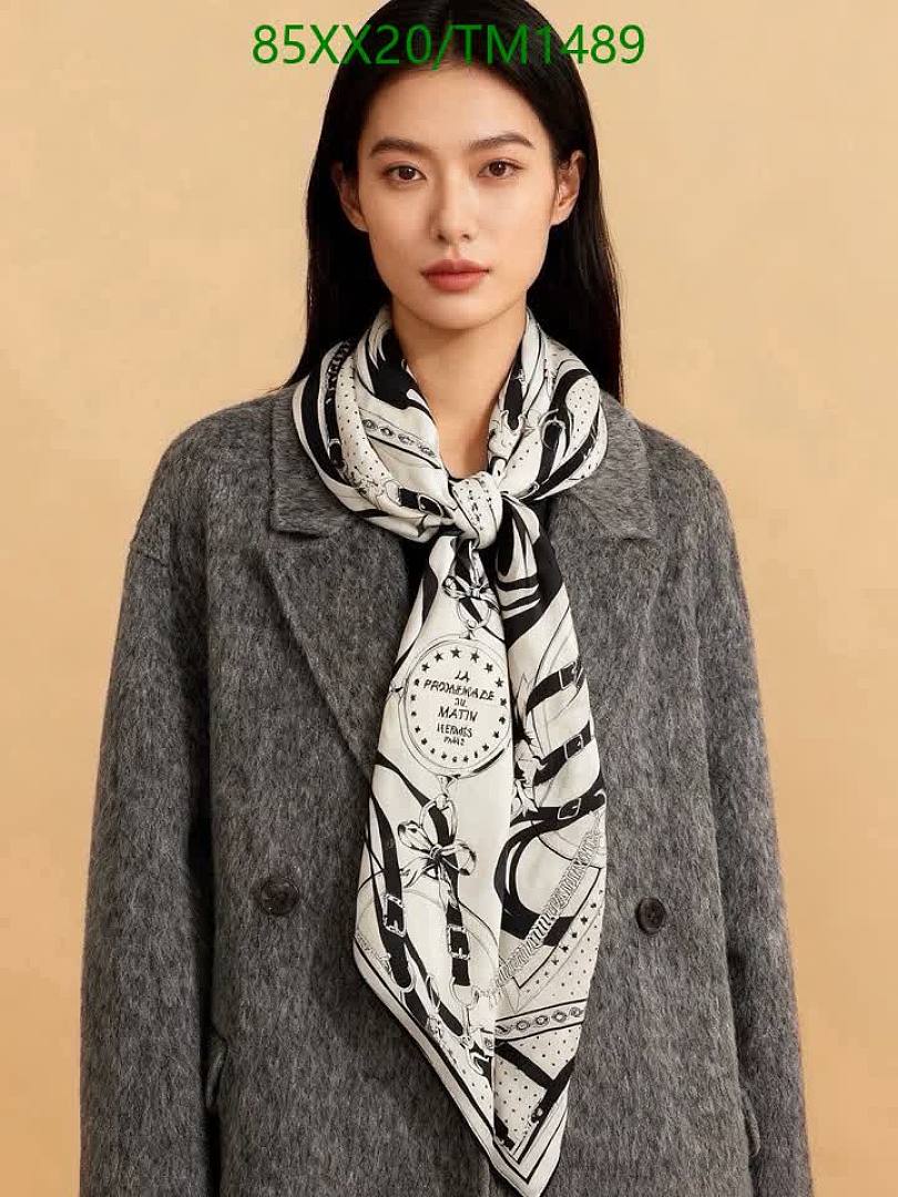 Hermes-Scarf Code: TM1489 $: 85USD