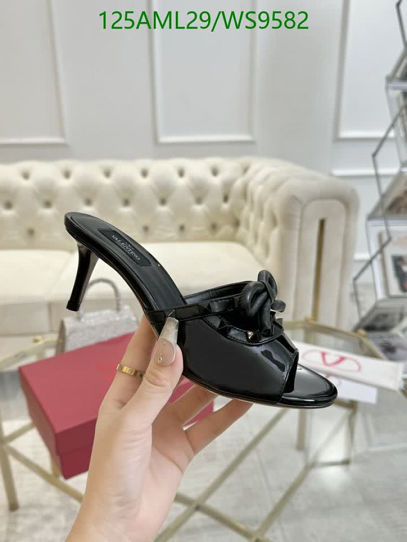 Valentino-Women Shoes Code: WS9582 $: 125USD