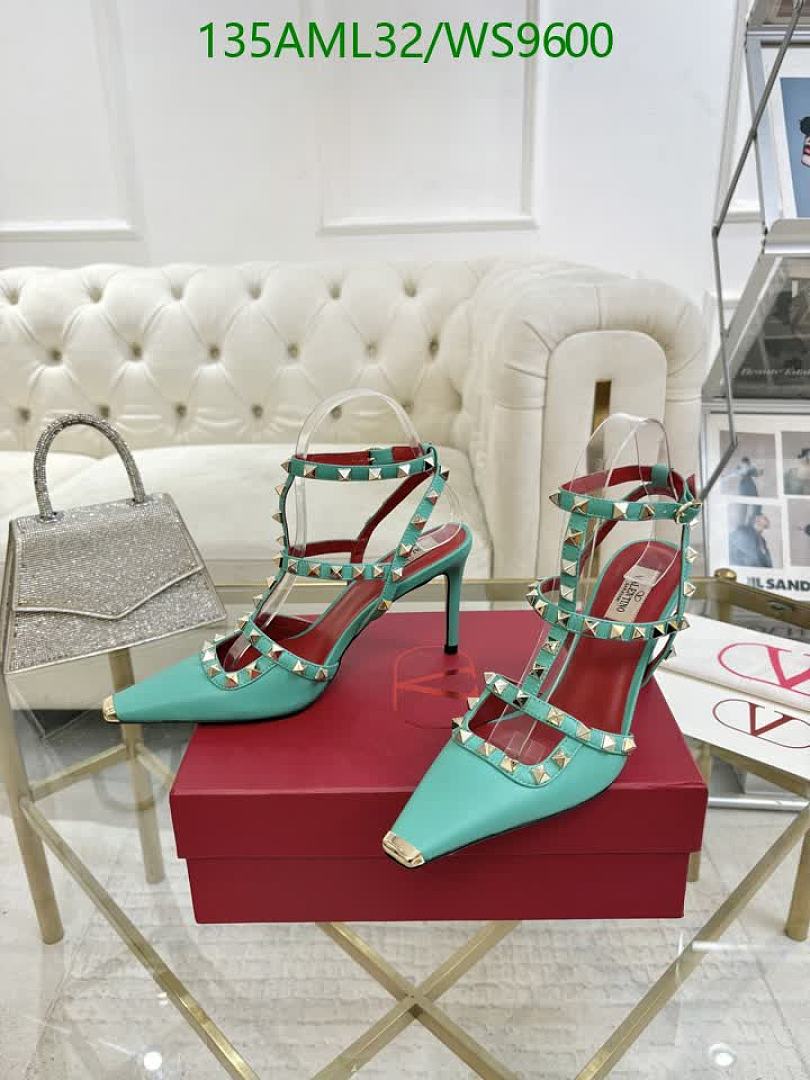Valentino-Women Shoes Code: WS9600 $: 135USD