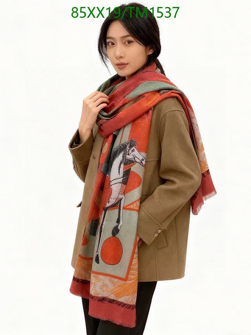Hermes-Scarf Code: TM1537 $: 85USD